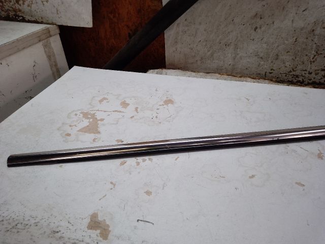 bontott VW PASSAT B8 Bal első Vízlehúzó Gumicsík