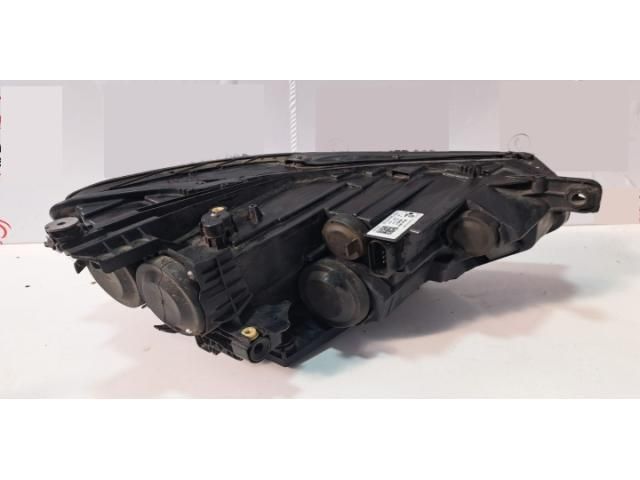 bontott VW PASSAT B8 Bal Fényszóró