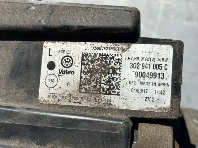 bontott VW PASSAT B8 Bal Fényszóró