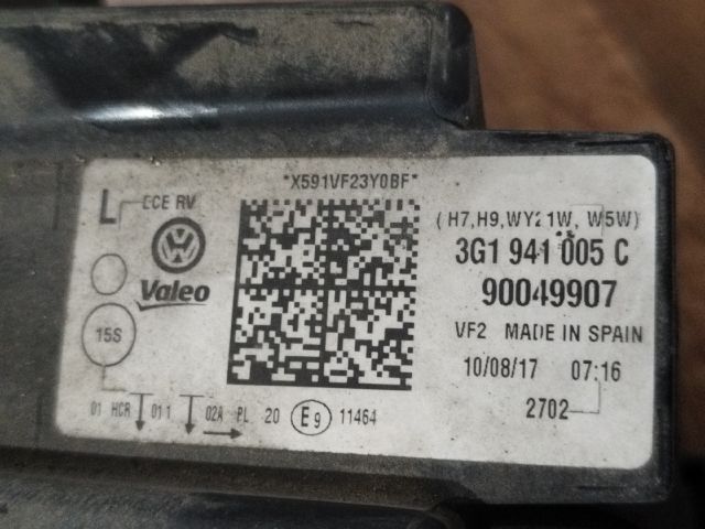 bontott VW PASSAT B8 Bal Fényszóró