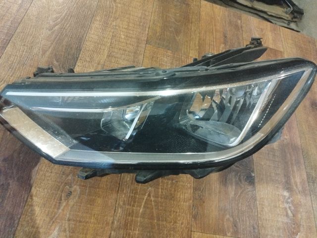 bontott VW PASSAT B8 Bal Fényszóró