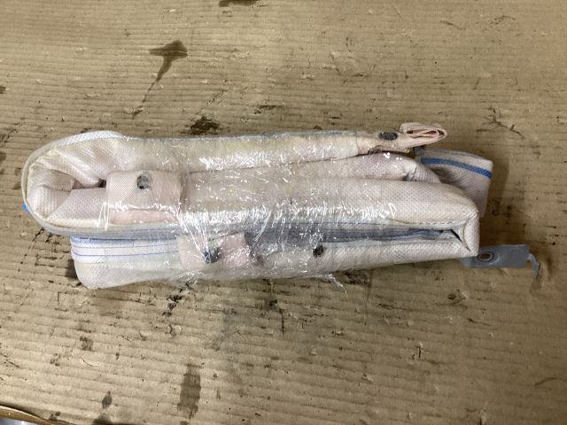 bontott VW PASSAT B8 Bal Függönylégzsák és Oldallégzsák