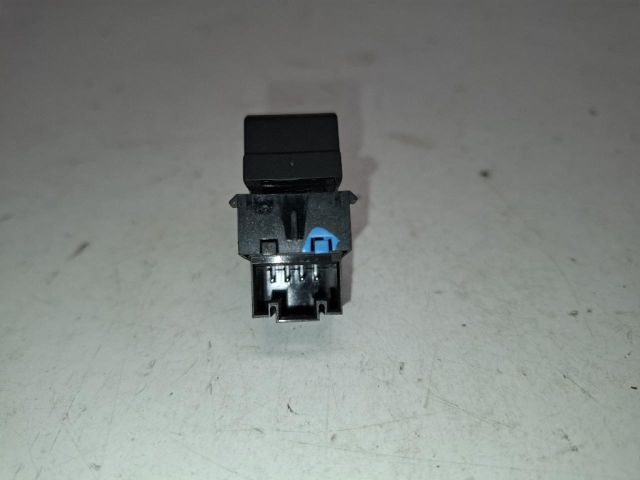 bontott VW PASSAT B8 Bal hátsó Ablakemelő Kapcsoló