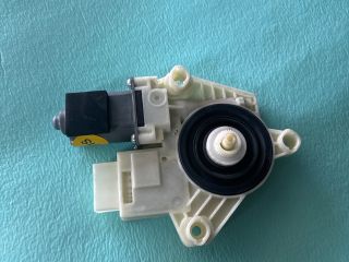 bontott VW PASSAT B8 Bal hátsó Ablakemelő Motor