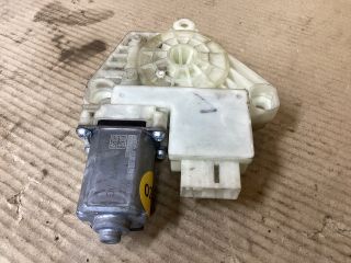 bontott VW PASSAT B8 Bal hátsó Ablakemelő Motor