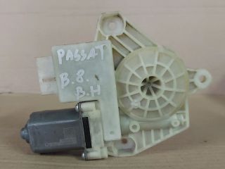 bontott VW PASSAT B8 Bal hátsó Ablakemelő Motor