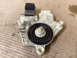 bontott VW PASSAT B8 Bal hátsó Ablakemelő Motor