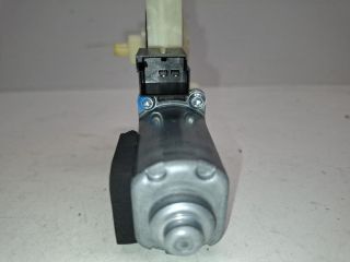 bontott VW PASSAT B8 Bal hátsó Ablakemelő Motor