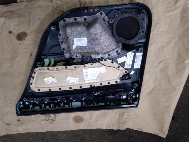 bontott VW PASSAT B8 Bal hátsó Ajtó Kárpit