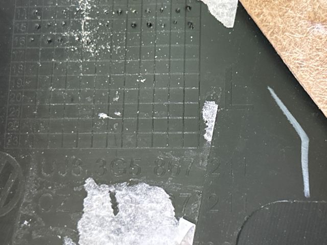 bontott VW PASSAT B8 Bal hátsó Ajtó Kárpit