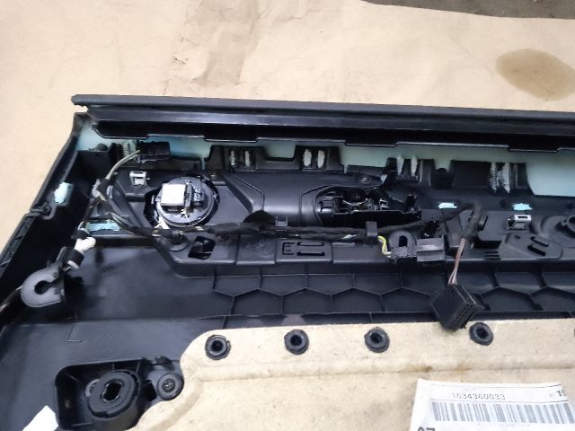 bontott VW PASSAT B8 Bal hátsó Ajtó Kárpit