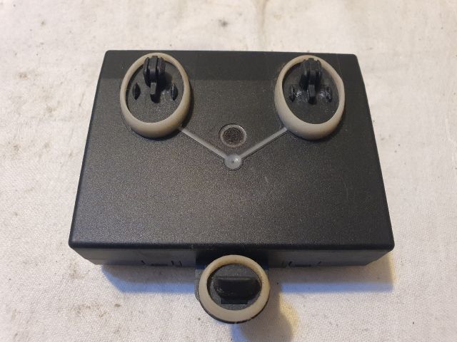 bontott VW PASSAT B8 Bal hátsó Ajtó Vezérlőegység