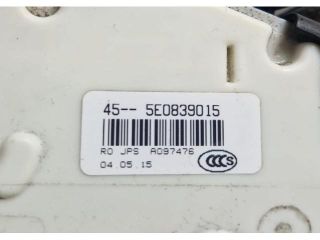 bontott VW PASSAT B8 Bal hátsó Ajtózár