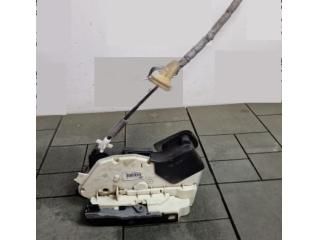 bontott VW PASSAT B8 Bal hátsó Ajtózár