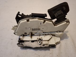 bontott VW PASSAT B8 Bal hátsó Ajtózár