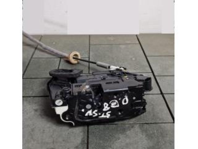 bontott VW PASSAT B8 Bal hátsó Ajtózár