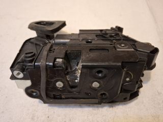 bontott VW PASSAT B8 Bal hátsó Ajtózár