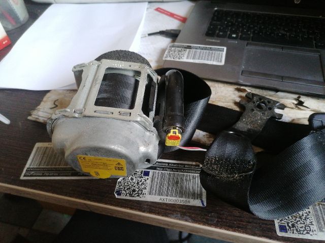 bontott VW PASSAT B8 Bal hátsó Biztonsági Öv