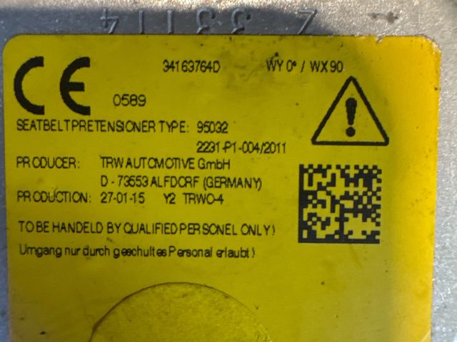 bontott VW PASSAT B8 Bal hátsó Biztonsági Öv