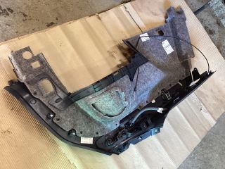 bontott VW PASSAT B8 Bal hátsó Csomagtér Burkolat (Műanyag)