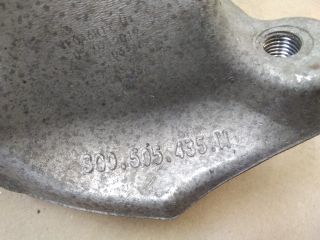 bontott VW PASSAT B8 Bal hátsó Csonkállvány Kerékaggyal