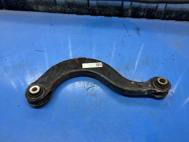 bontott VW PASSAT B8 Bal hátsó Felső Lengőkar