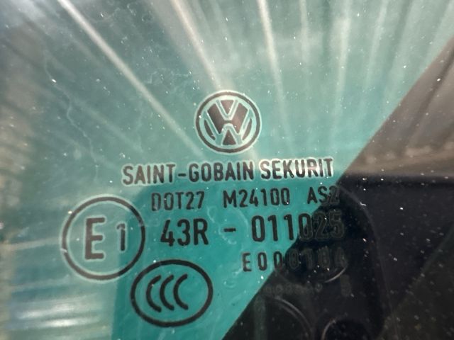 bontott VW PASSAT B8 Bal hátsó Fixüveg (Ajtóban)