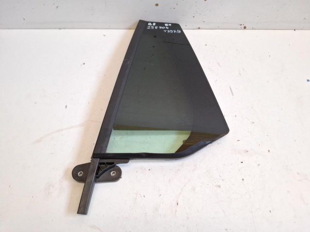 bontott VW PASSAT B8 Bal hátsó Fixüveg (Ajtóban)