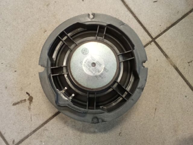 bontott VW PASSAT B8 Bal hátsó Hangszóró