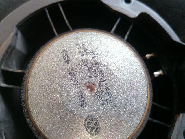 bontott VW PASSAT B8 Bal hátsó Hangszóró