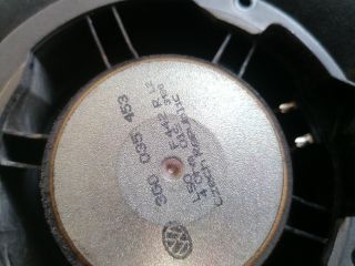 bontott VW PASSAT B8 Bal hátsó Hangszóró