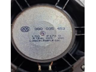 bontott VW PASSAT B8 Bal hátsó Hangszóró