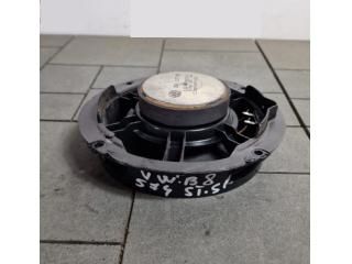 bontott VW PASSAT B8 Bal hátsó Hangszóró