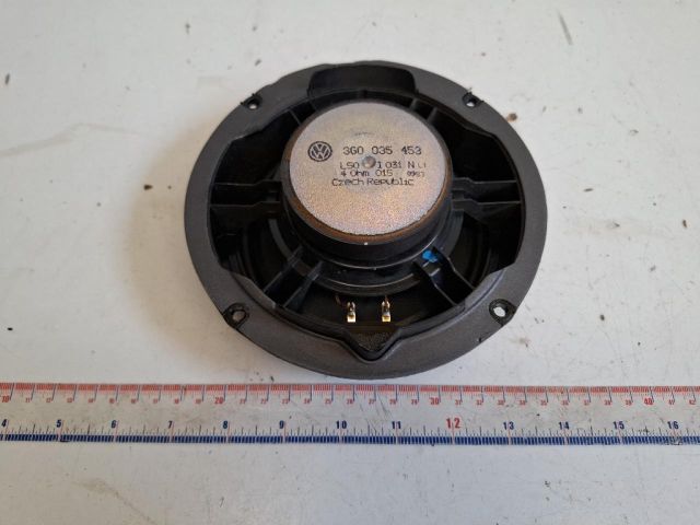 bontott VW PASSAT B8 Bal hátsó Hangszóró