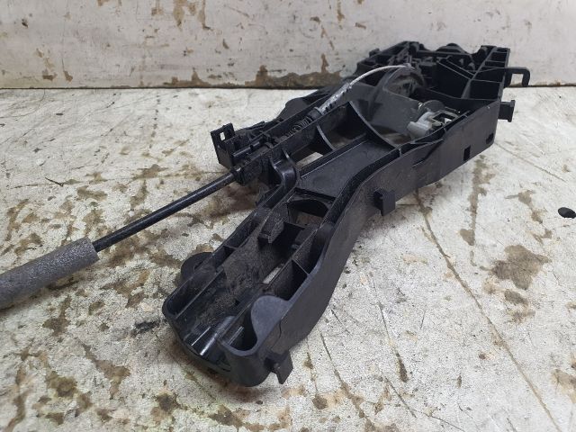 bontott VW PASSAT B8 Bal hátsó Külső Kilincsfészek