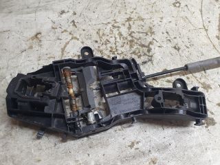 bontott VW PASSAT B8 Bal hátsó Külső Kilincsfészek