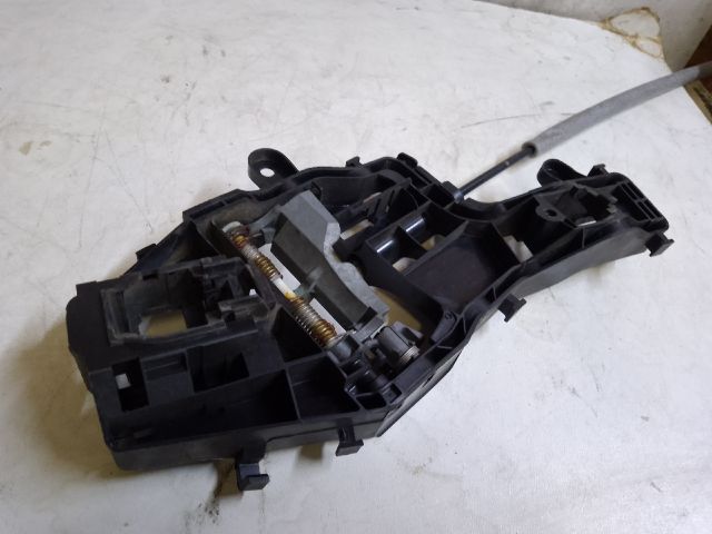 bontott VW PASSAT B8 Bal hátsó Külső Kilincsfészek