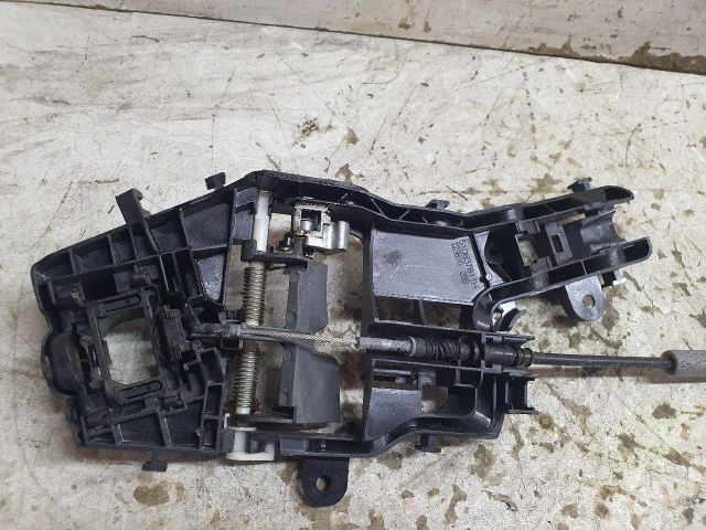 bontott VW PASSAT B8 Bal hátsó Külső Kilincsfészek