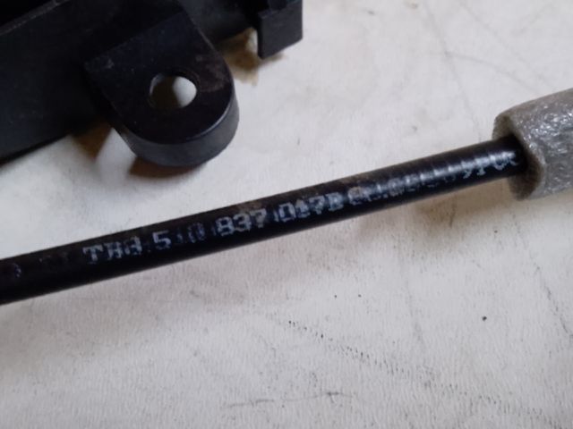 bontott VW PASSAT B8 Bal hátsó Külső Kilincsfészek