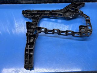 bontott VW PASSAT B8 Bal hátsó Oldal Lökhárító Tartó (Műanyag)