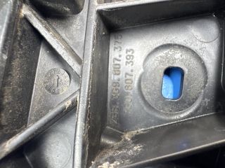 bontott VW PASSAT B8 Bal hátsó Oldal Lökhárító Tartó (Műanyag)