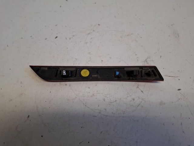 bontott VW PASSAT B8 Bal hátsó Prizma