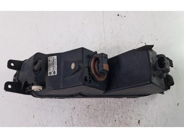 bontott VW PASSAT B8 Bal Ködfényszóró