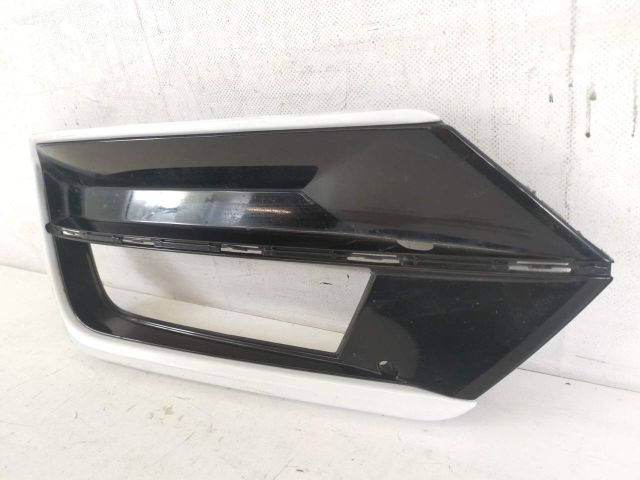 bontott VW PASSAT B8 Bal Ködzárófény Keret