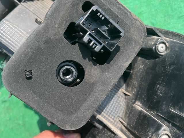 bontott VW PASSAT B8 Bal Külső Hátsó Lámpa