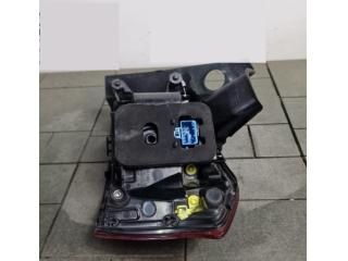 bontott VW PASSAT B8 Bal Külső Hátsó Lámpa