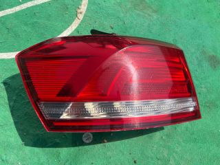 bontott VW PASSAT B8 Bal Külső Hátsó Lámpa
