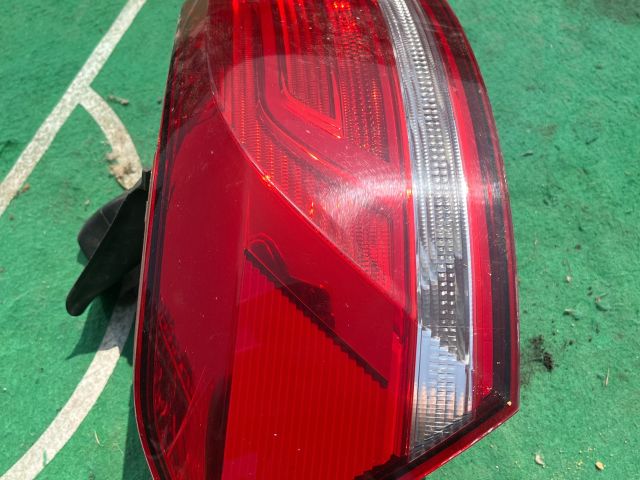 bontott VW PASSAT B8 Bal Külső Hátsó Lámpa
