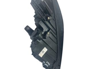 bontott VW PASSAT B8 Bal Ledes Fényszóró