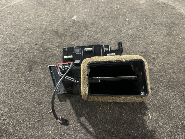 bontott VW PASSAT B8 Bal Szellőző